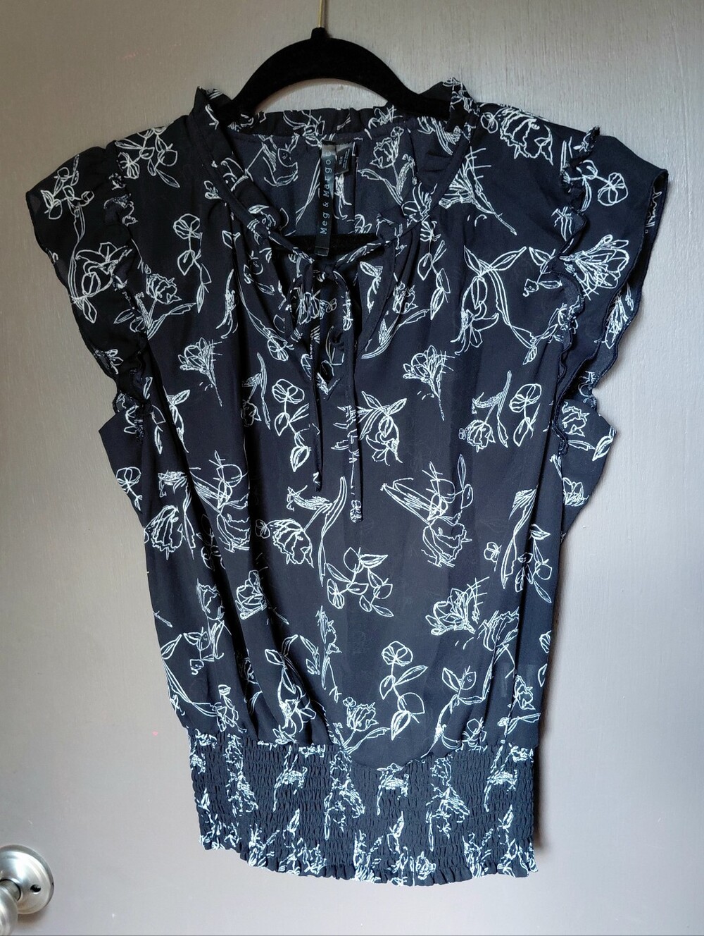 Meg & Margot Black Floral Tie-Neck Ruffle Sleeve Top